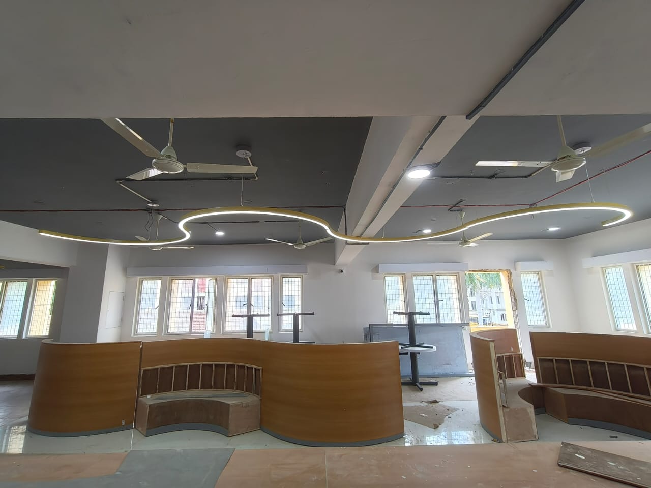 SRE Lights - Latest update - Curve Linear Lights Manufacturers